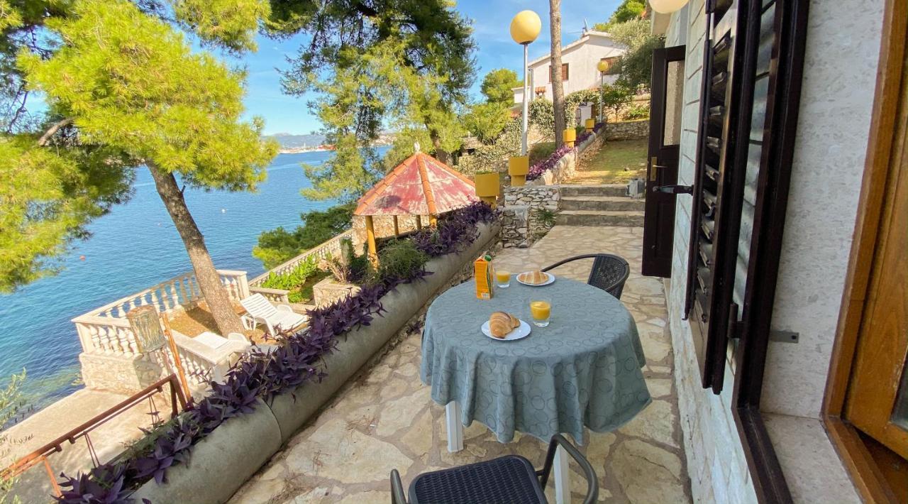 Seaview & Beachfront Apartments Jakov Donji Okrug  Exteriér fotografie