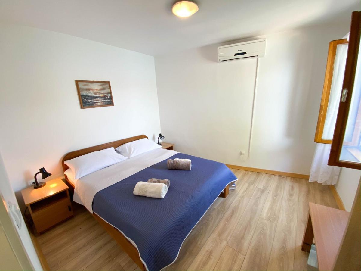 Seaview & Beachfront Apartments Jakov Donji Okrug  Exteriér fotografie